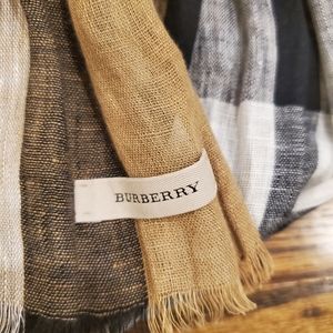 Burberry scarf wrap wool and silk.